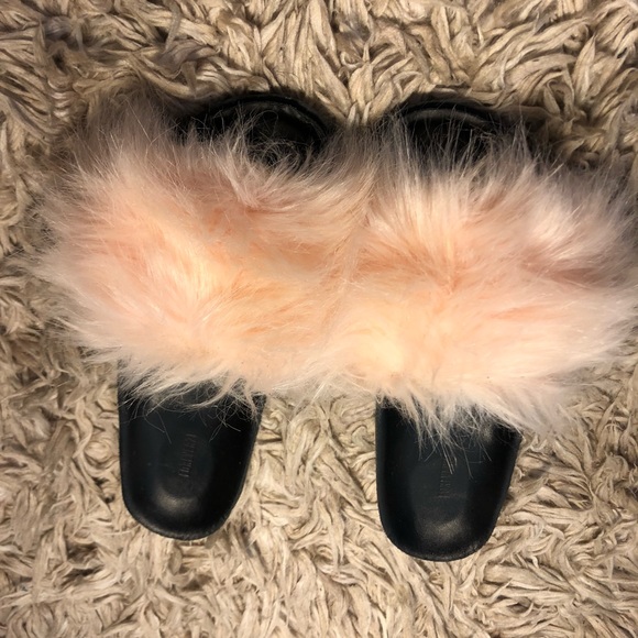 Furry Slides - Picture 7 of 8